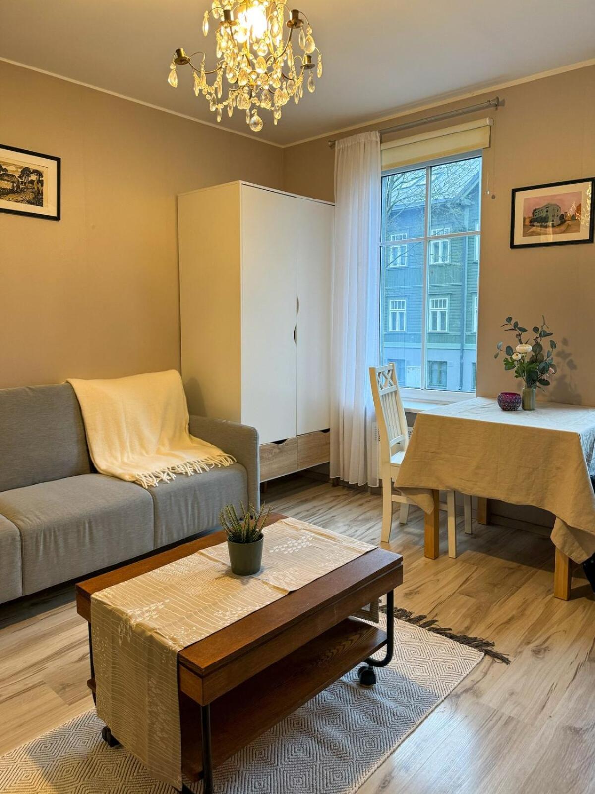 Korter Stylish 2-room Near Kadriorg *